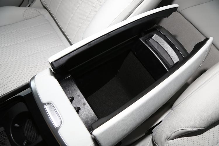 Фото машины 218