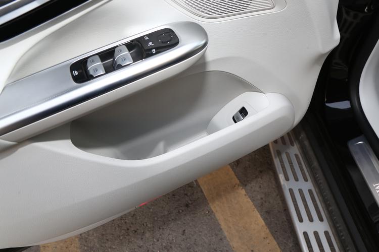 Фото машины 99