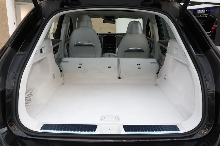 Фото машины 185