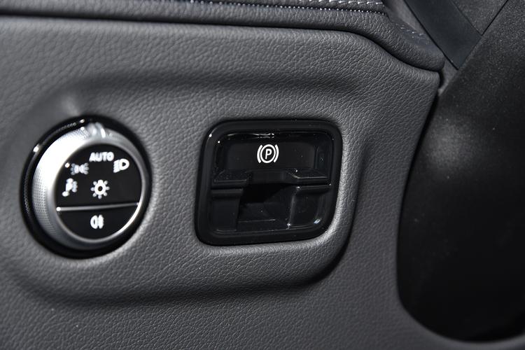 Фото машины 207