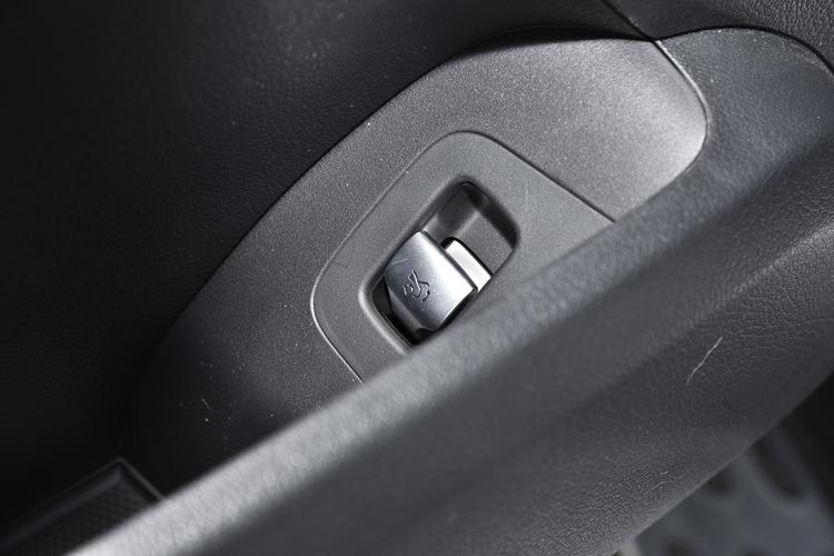 Фото машины 216