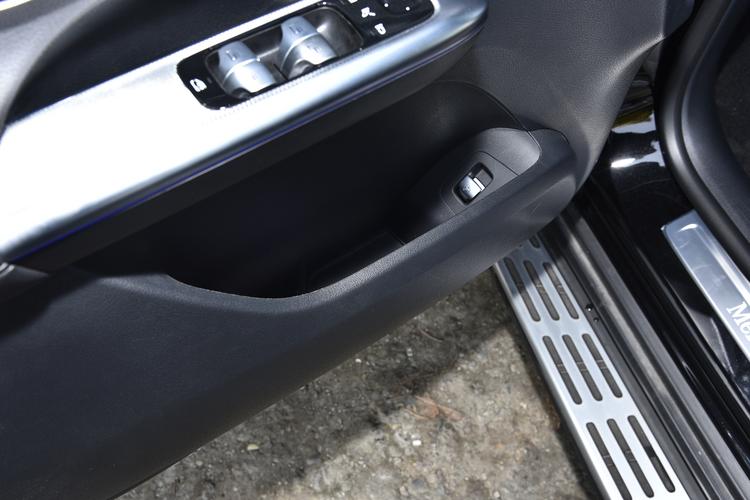 Фото машины 230