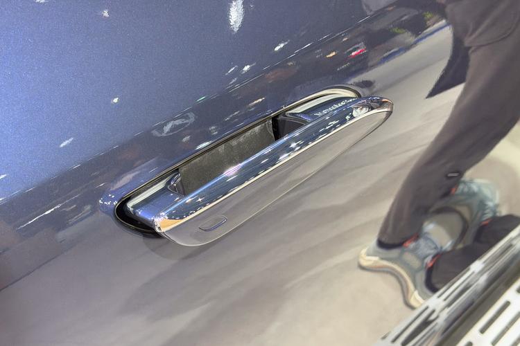 Фото машины 44