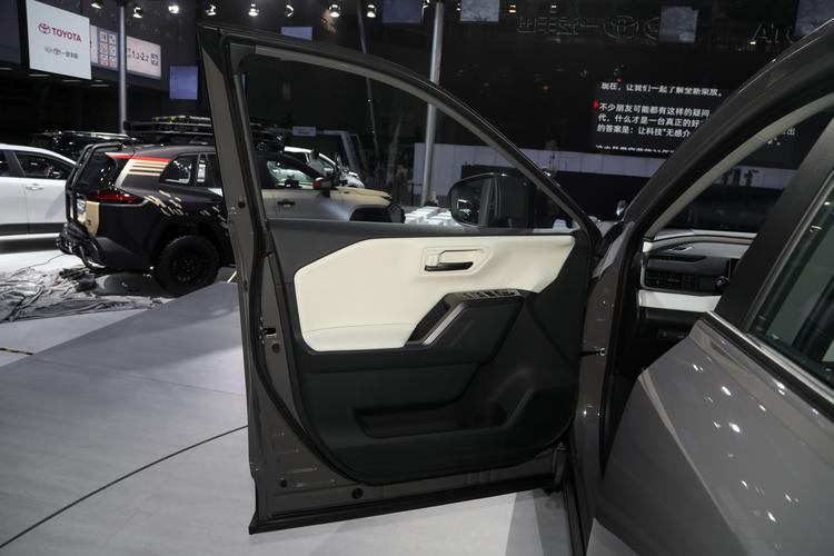 Фото машины 32