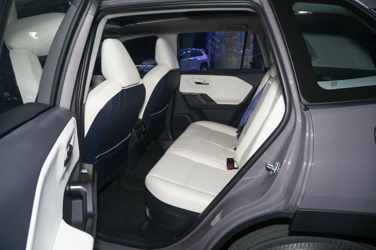 Фото машины 153