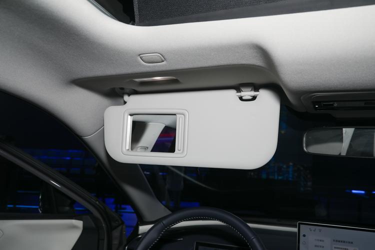 Фото машины 87