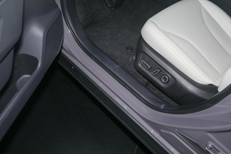 Фото машины 112