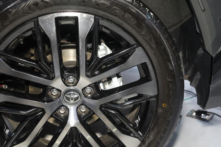 Фото машины 112