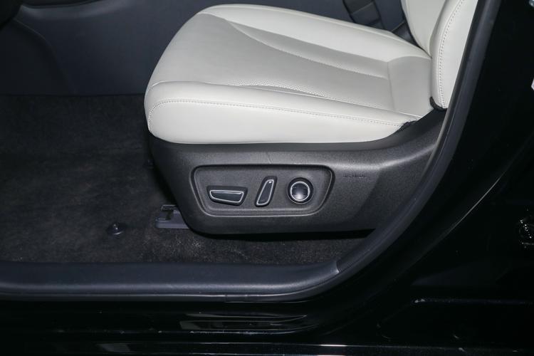 Фото машины 102