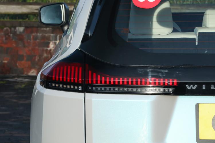 Фото машины 77