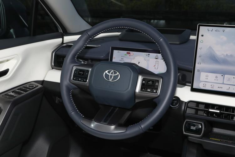 Фото машины 144