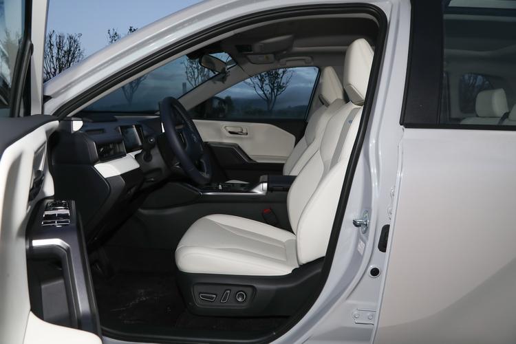 Фото машины 103