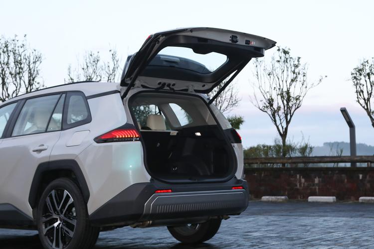 Фото машины 90