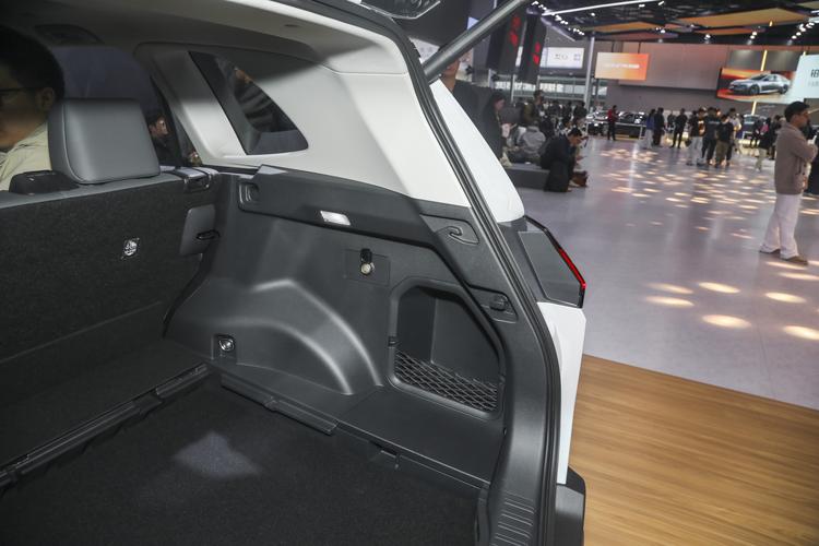 Фото машины 235