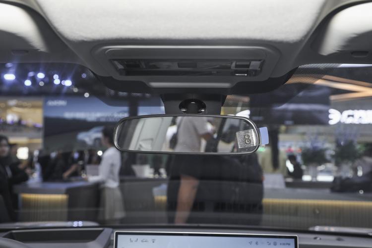 Фото машины 250