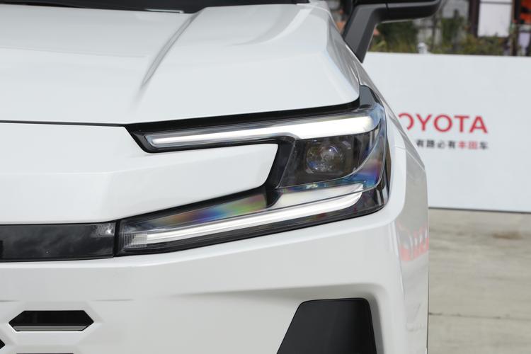 Фото машины 124