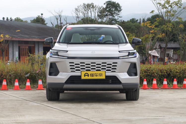 Фото машины 318