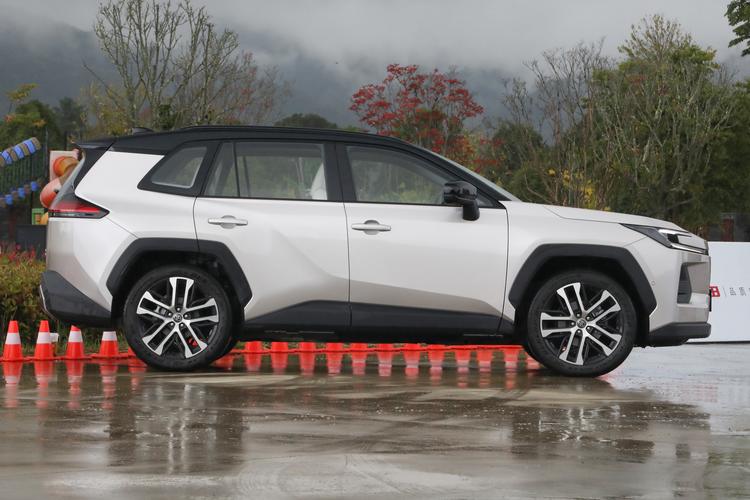 Фото машины 438