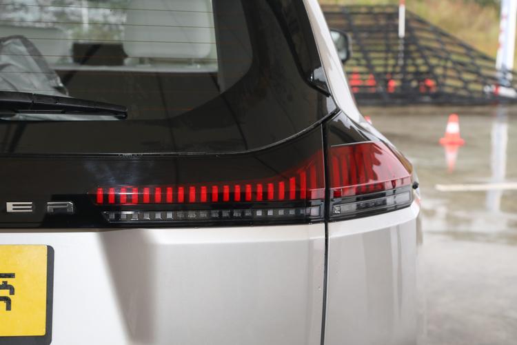 Фото машины 467