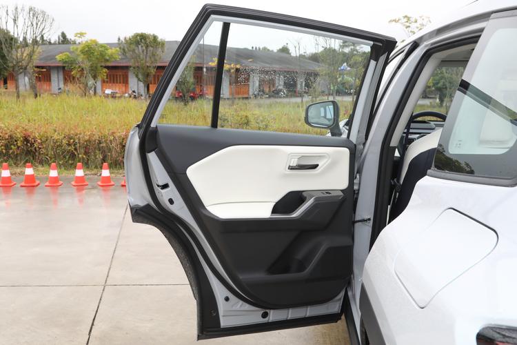 Фото машины 546