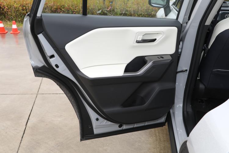 Фото машины 550