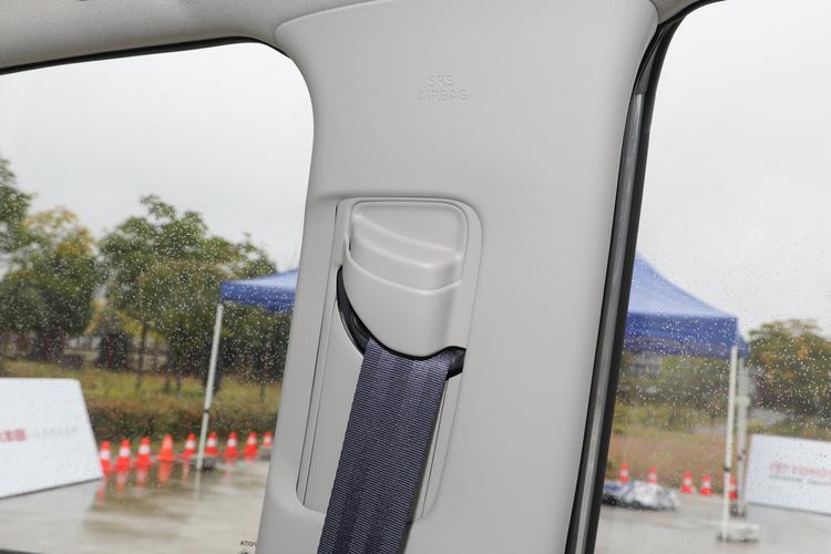 Фото машины 569