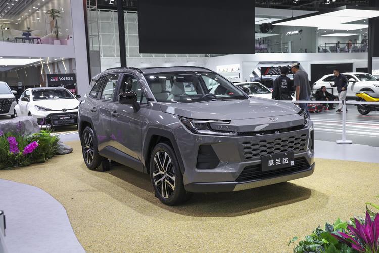 Фото машины 590