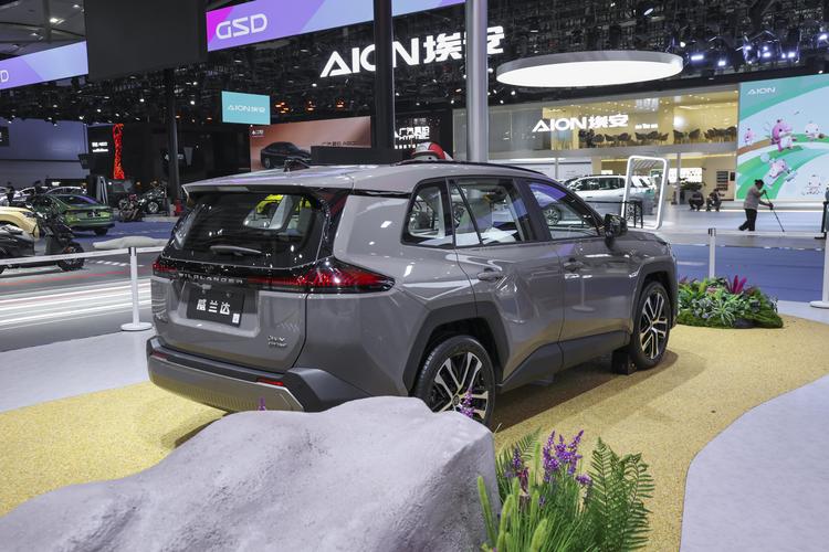 Фото машины 533