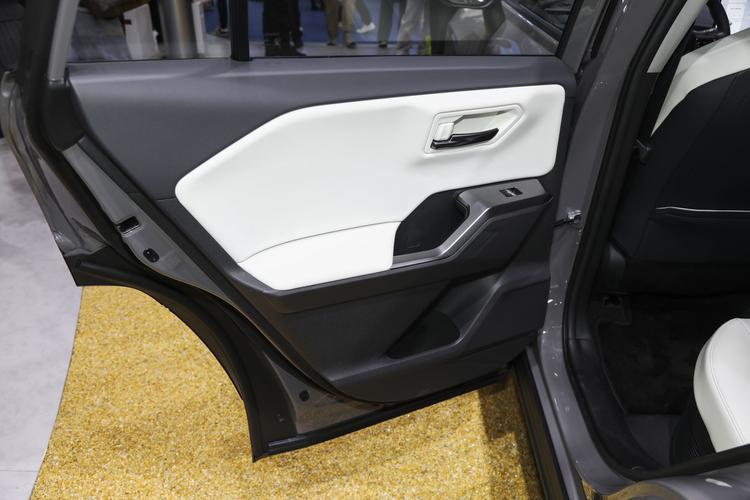 Фото машины 558