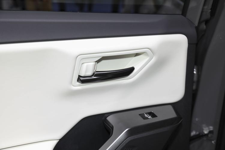 Фото машины 560