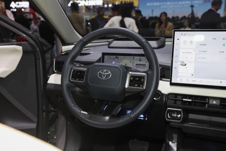 Фото машины 618