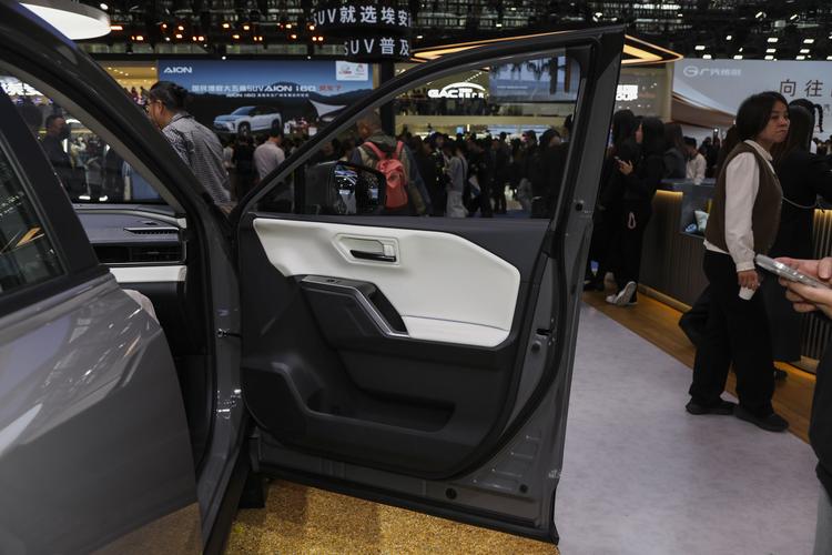 Фото машины 635