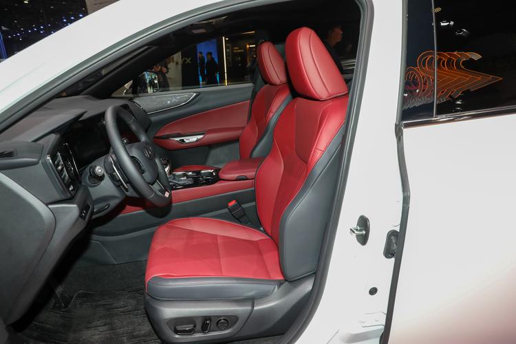 Фото машины 33