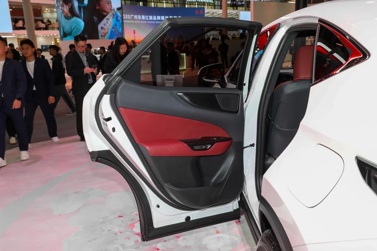 Фото машины 72