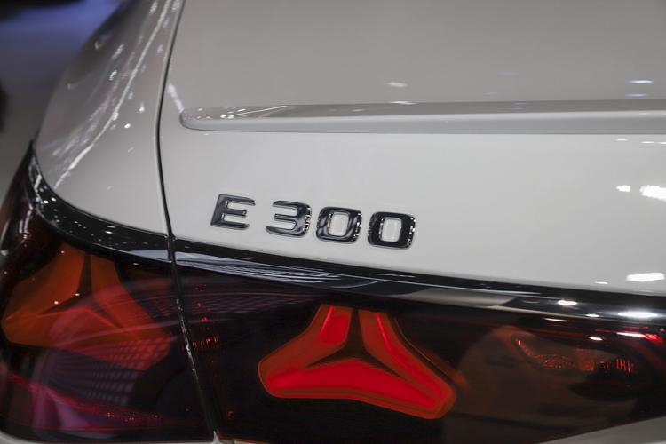 Фото машины 30