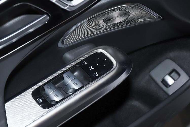 Фото машины 112