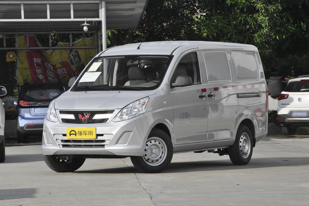 1.5L window sealing car practical type national VI LAR