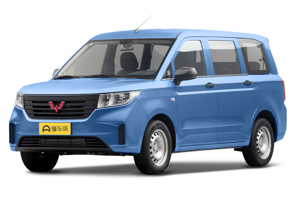 1.5T manual operation vehicle 7 seats