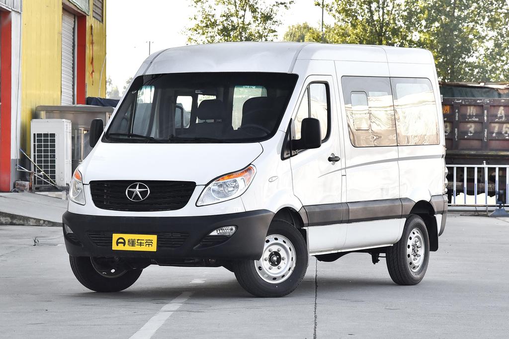 2.0T 4 Series Star Express 8/9 seat D20TCIF1