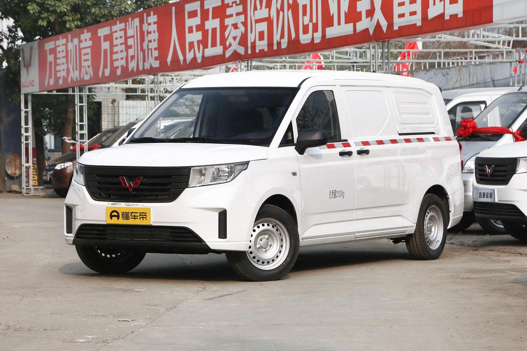 1.5T manual comfortable window sealing car