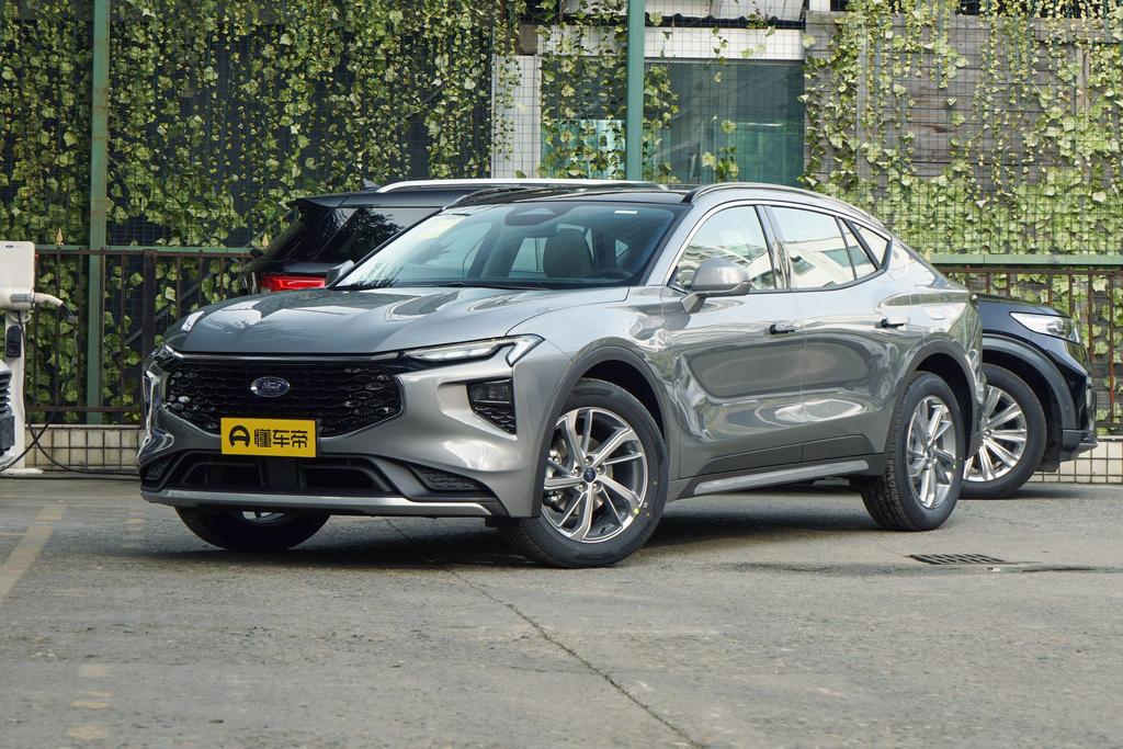 EcoBoost 245 Fashion Edition