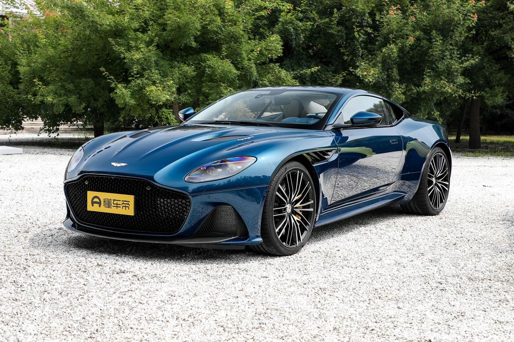 DBS Superleggera V12 Coupe