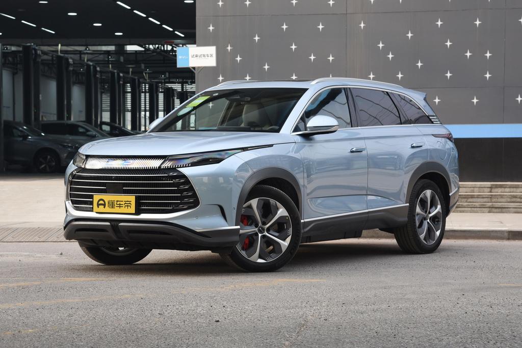 DM-p 175KM four-wheel drive flagship type