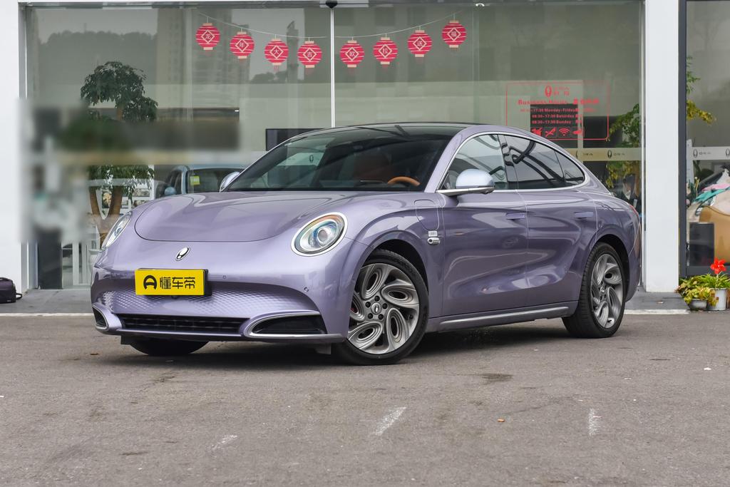 600km four-wheel drive high-performance version