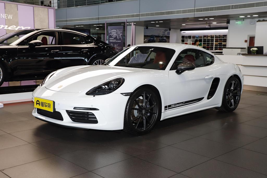 Cayman T