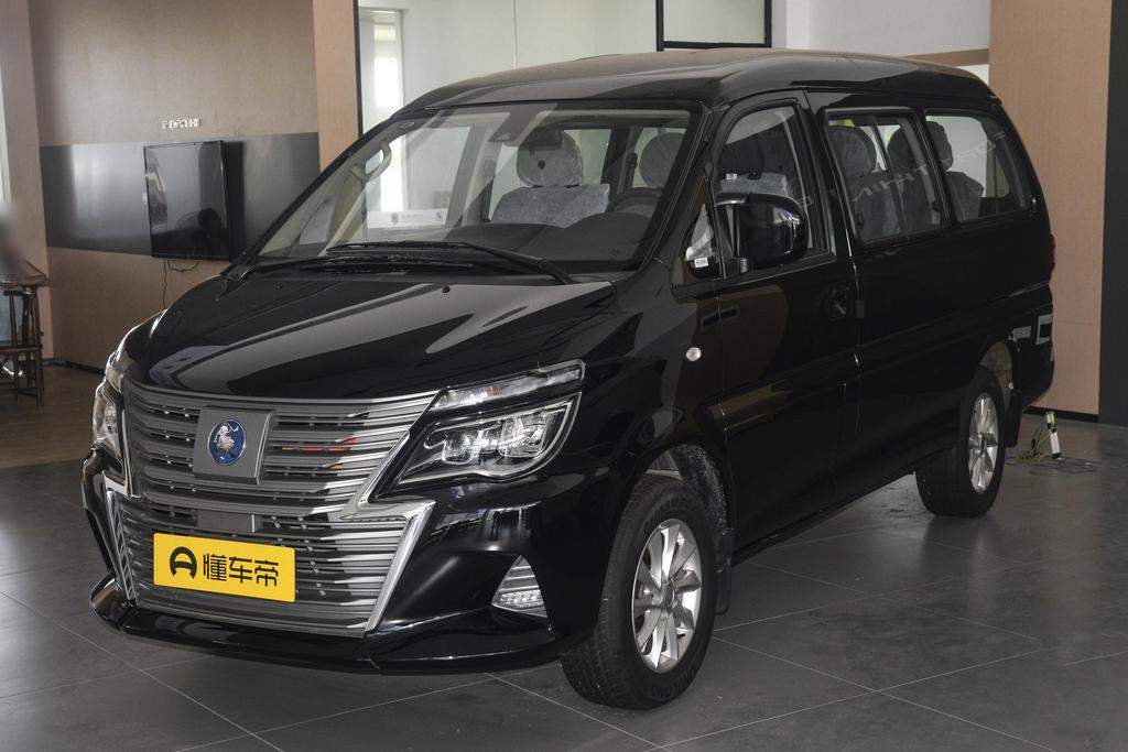 Passenger version standard 7-seater