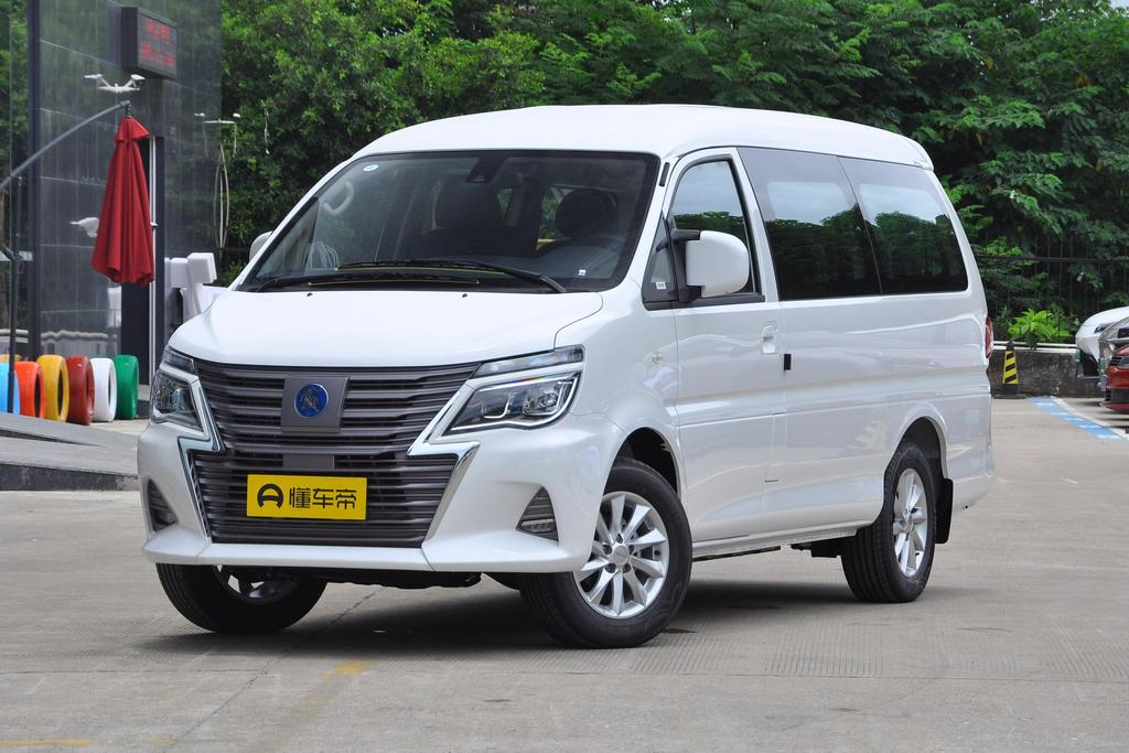 Passenger version luxury 7-seater