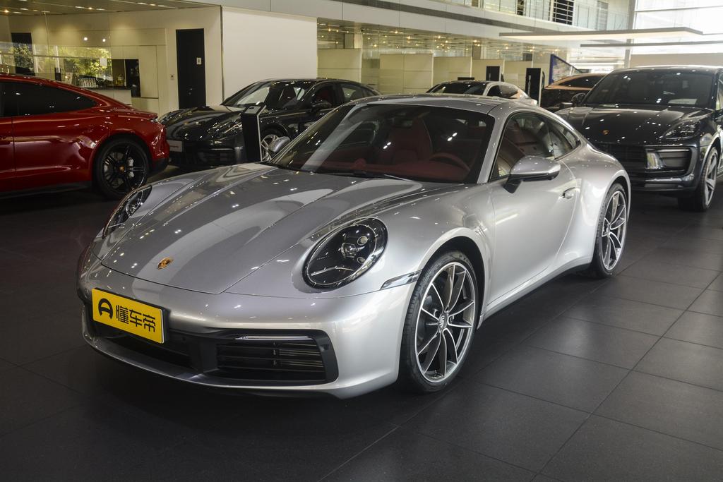 Carrera 4 3.0T