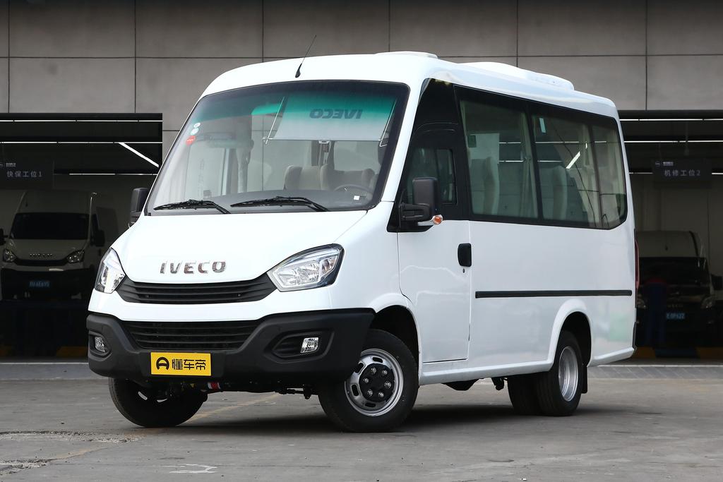 3.0T manual M2-32C electric bus high-top rear double-tire electric door F1C