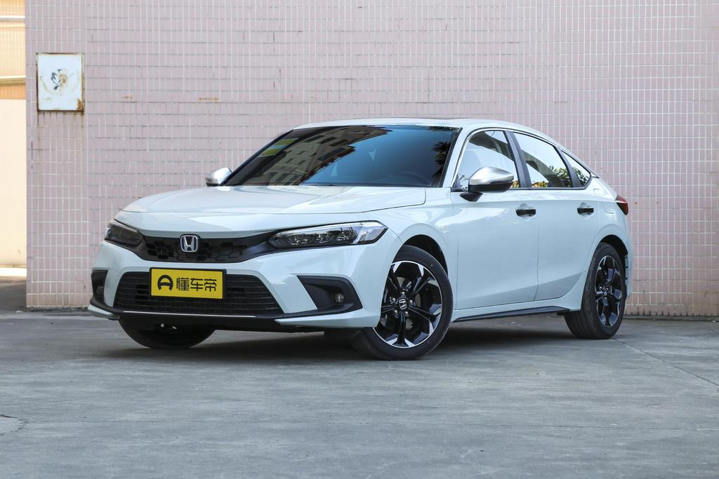 HATCHBACK 2.0L e: HEV Extreme Edition